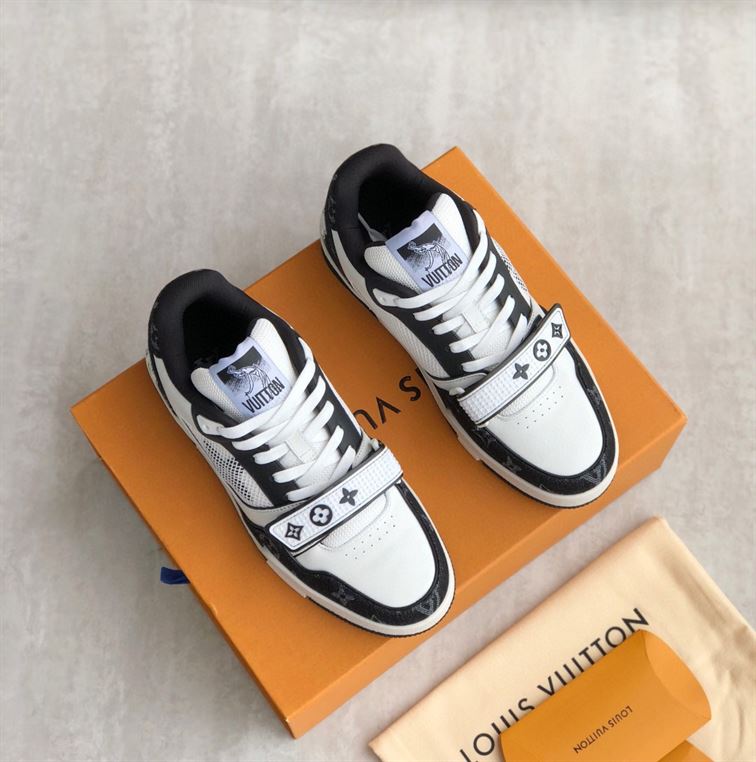 LOUIS VUITTON TRAINER MONOGRAM DENIM - LVS016