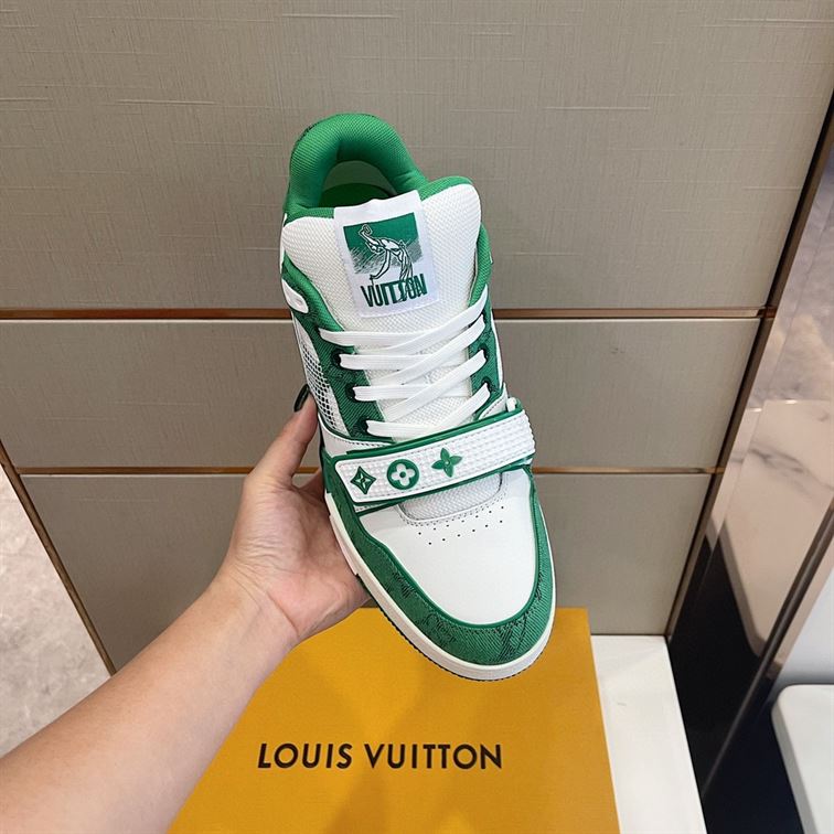 LOUIS VUITTON TRAINER SNEAKER - LVS019