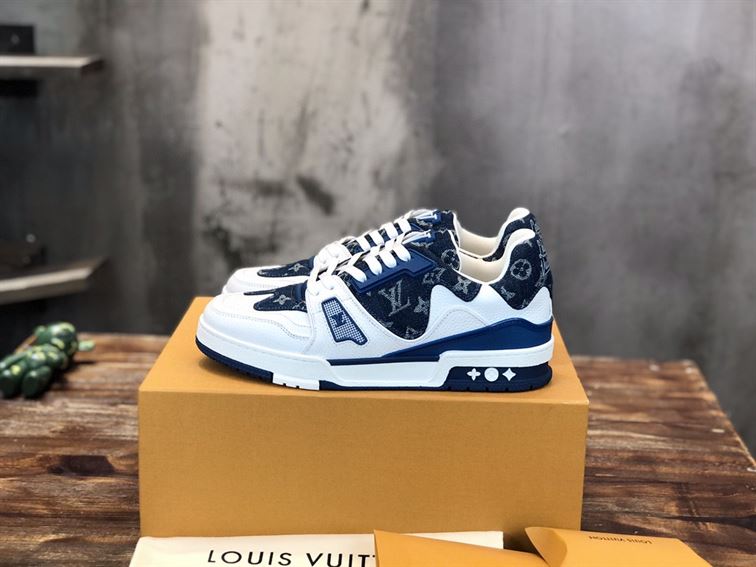 LOUIS VUITTON TRAINER SNEAKER - LVS031