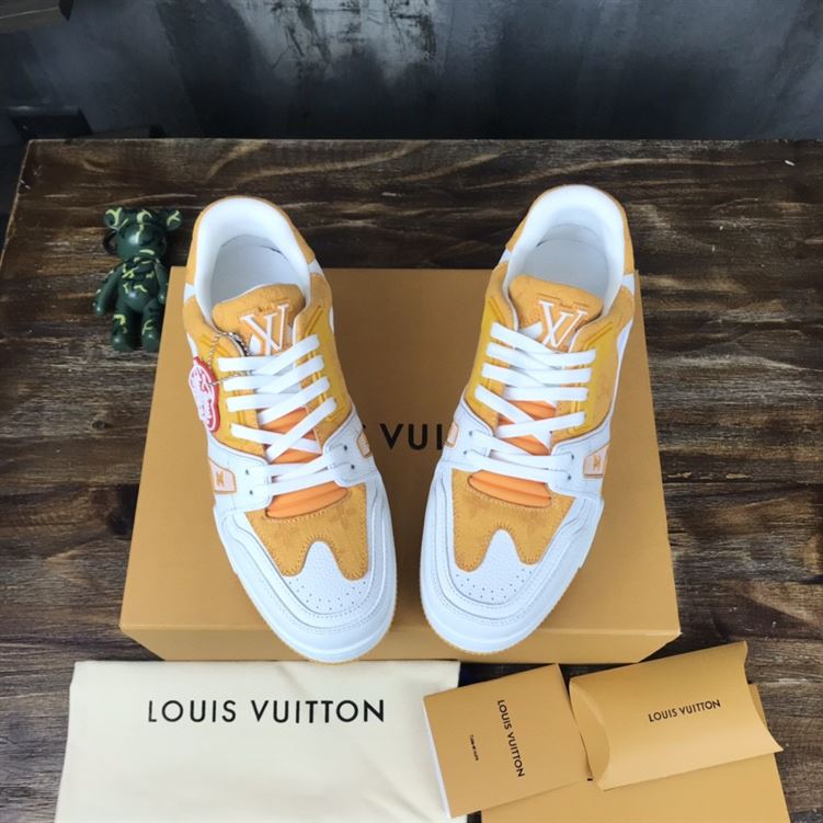 LOUIS VUITTON TRAINER SNEAKER - LVS033