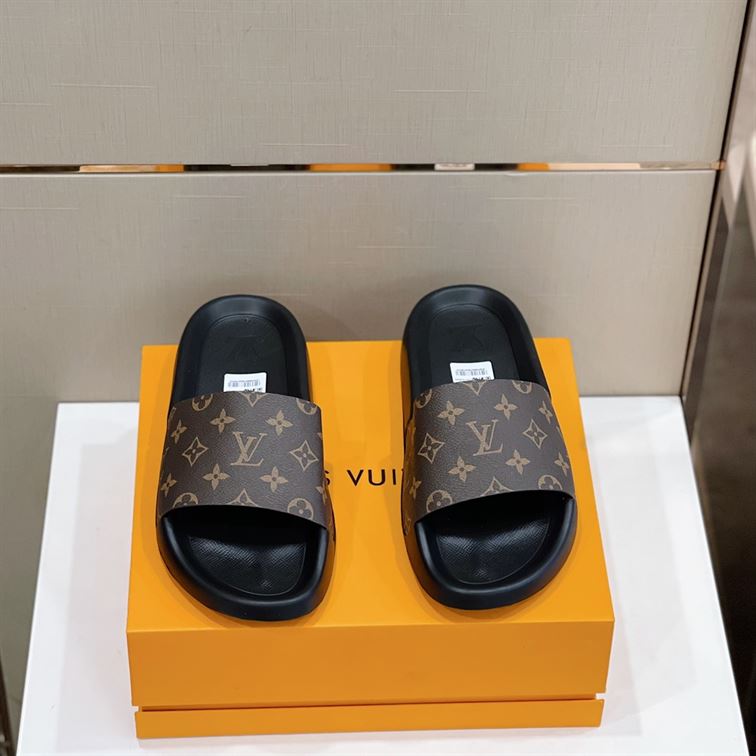 LOUIS VUITTON WATERFRONT MULE - LVSD028