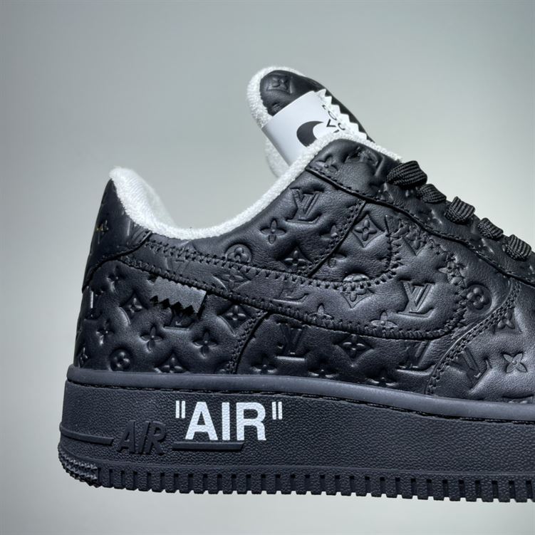 LOUIS VUITTON X NIKE AIR FORCE 1 LOW-TOP SNEAKERS - LVS135