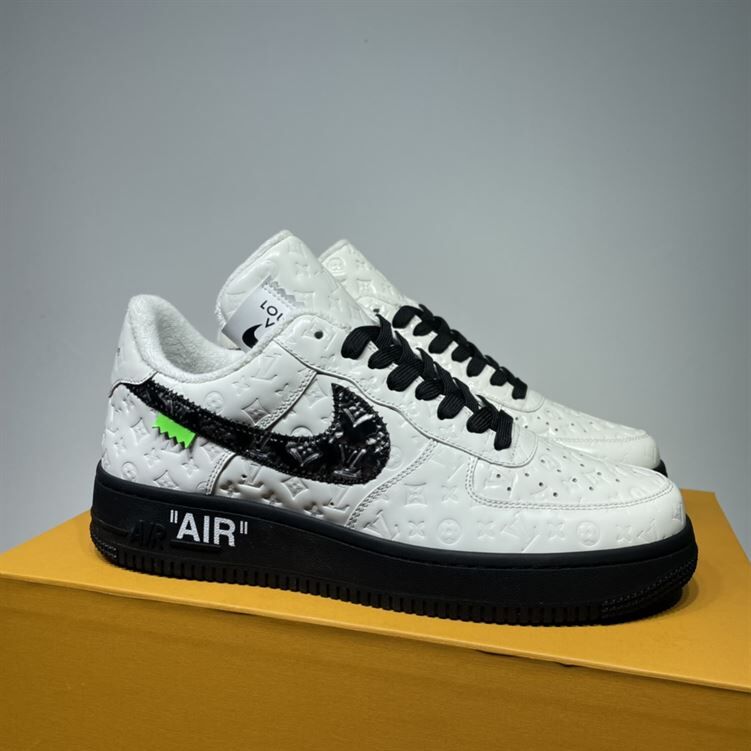 LOUIS VUITTON X NIKE AIR FORCE 1 LOW-TOP SNEAKERS - LVS137