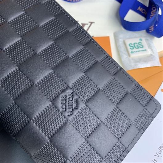 LOUIS VUITTON ZIPPY WALLET VERTICAL DAMIER