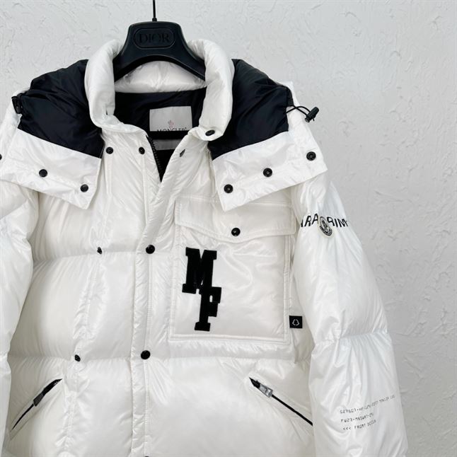 MONCLER ANTHEMIOCK SHORT DOWN JACKET - MC046