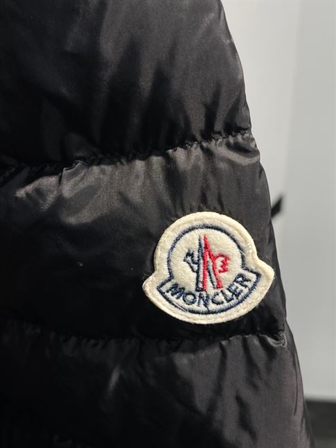 MONCLER BLACK LIHOU DOWN JACKET - MC079