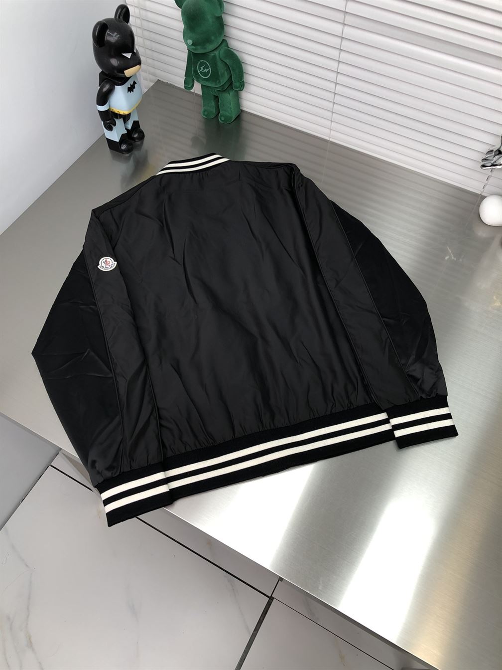 MONCLER BOMBER JACKET - MC098