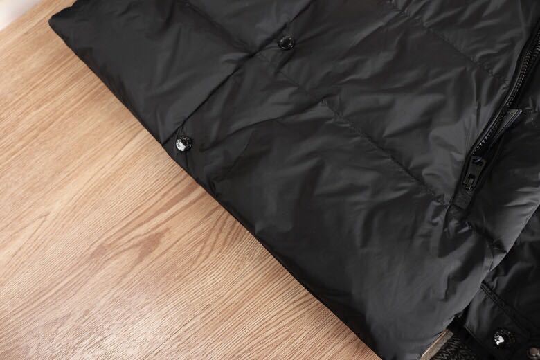 MONCLER COAT - MC125