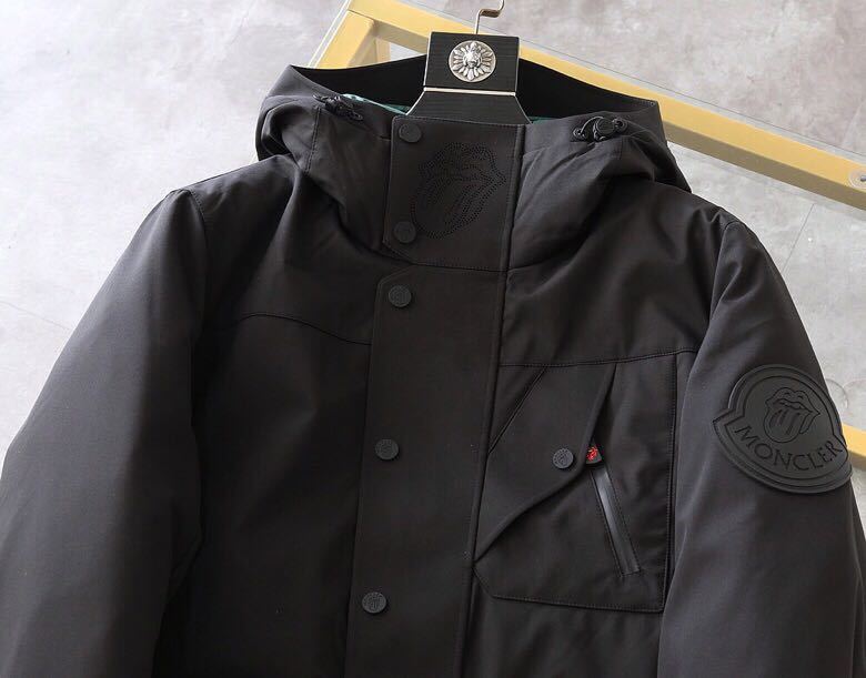 MONCLER COAT - MC126