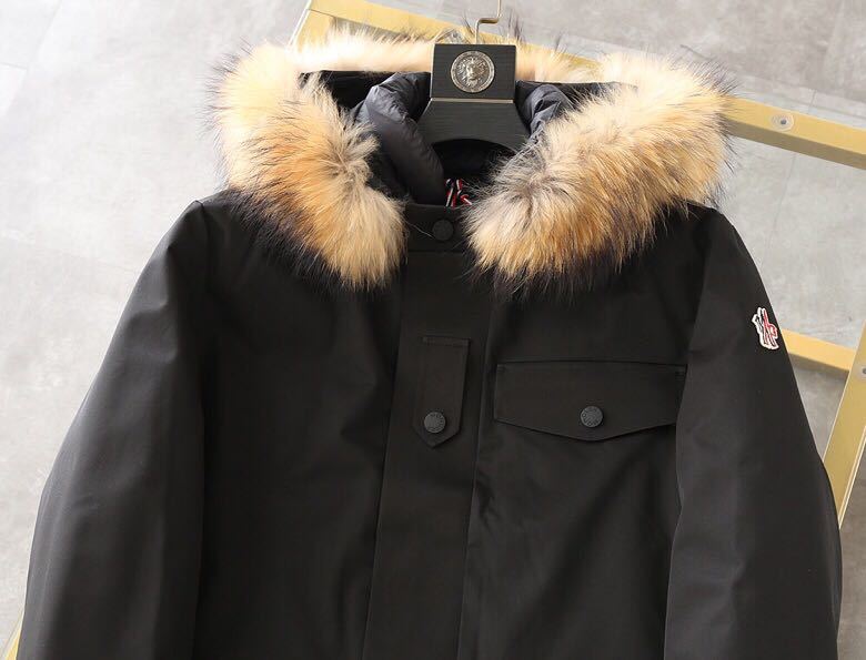 MONCLER COAT - MC128