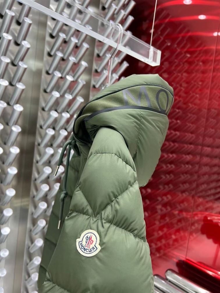 MONCLER COAT - MC130