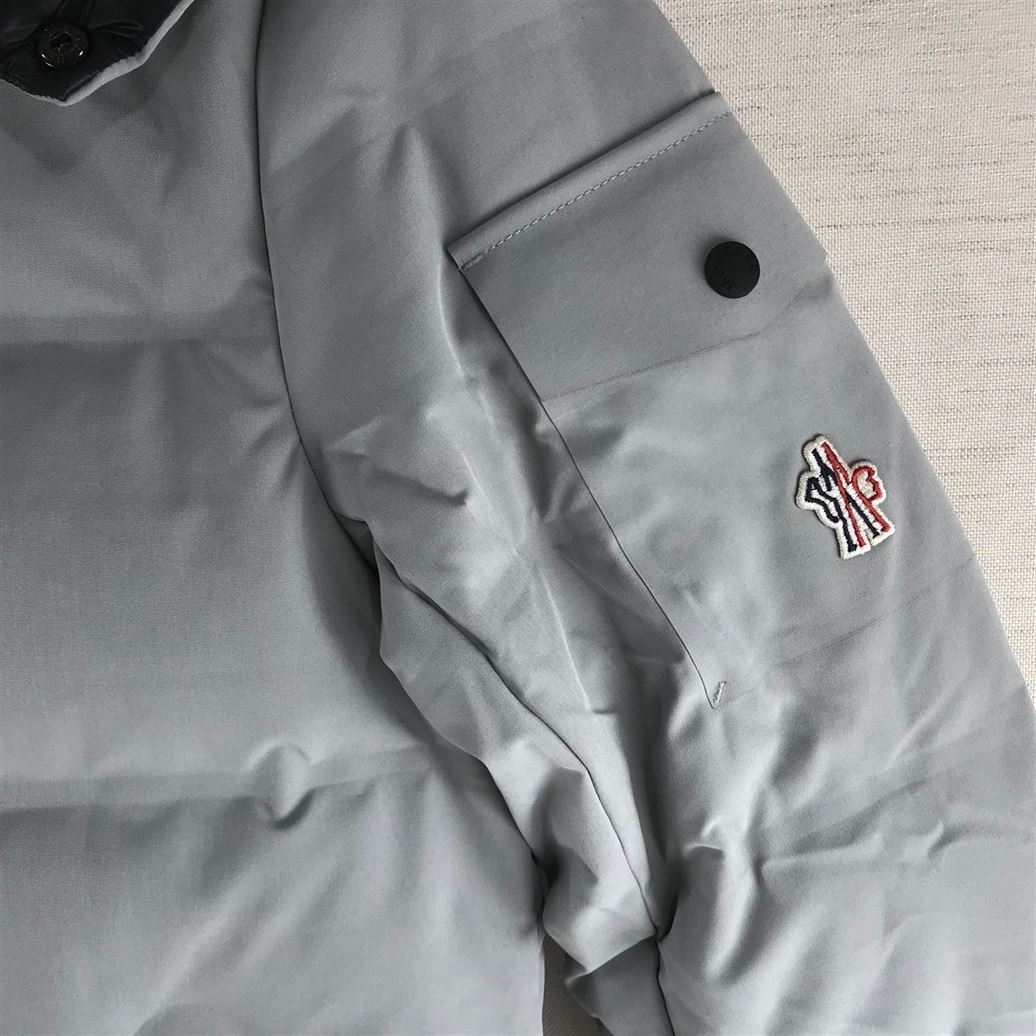 MONCLER COAT - MC134