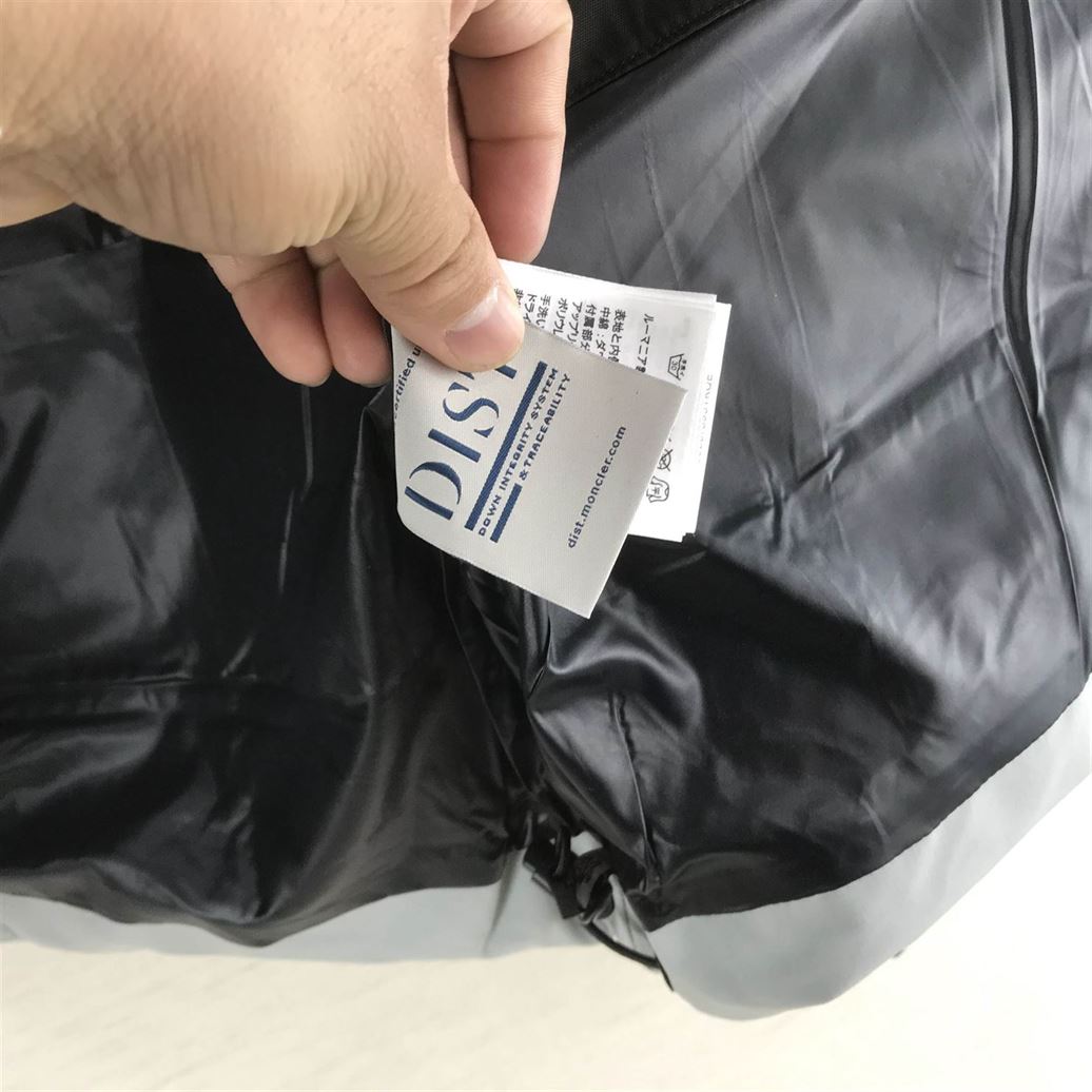 MONCLER COAT - MC134