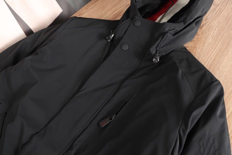 MONCLER COAT - MC138