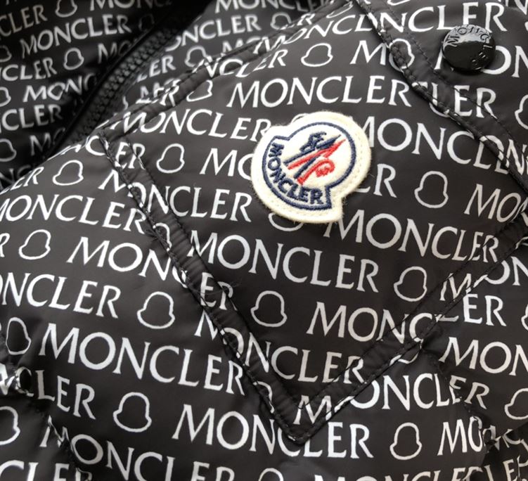 MONCLER COAT FOR MEN - MC007