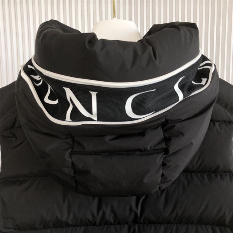 MONCLER COAT FOR MEN - MC012