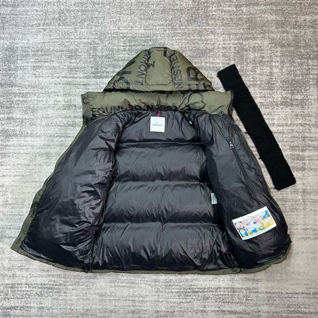 MONCLER DOWN JACKET - MC024
