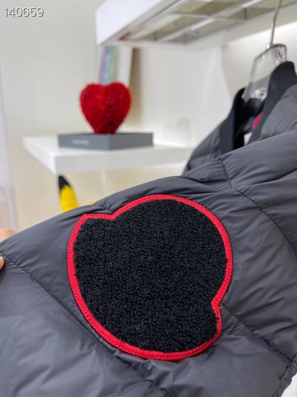 MONCLER JACKET - MC110