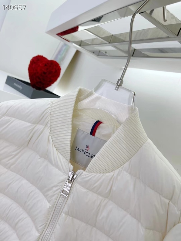 MONCLER JACKET - MC111