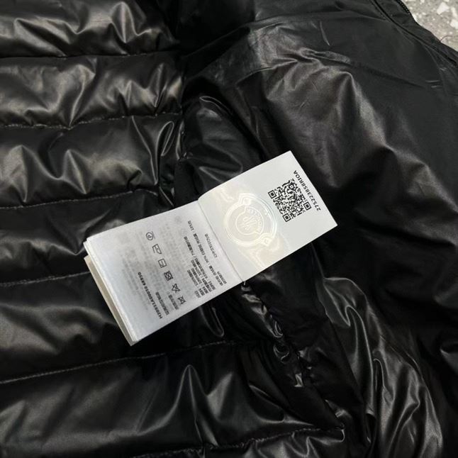 MONCLER JACKETS - MC047