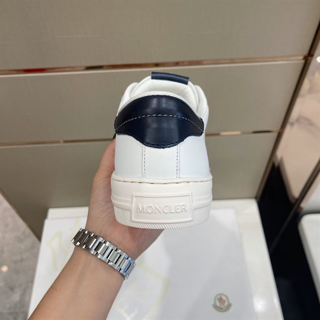 MONCLER MONTPELLIER STRIPED LOGO-PRINT SNEAKERS - MCS005