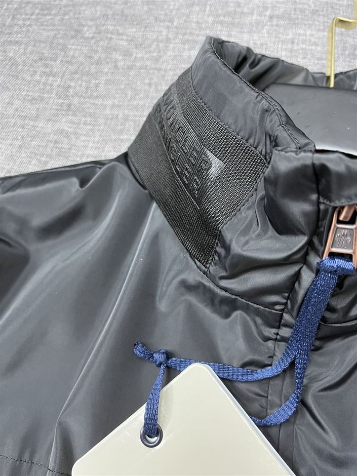 MONCLER NIRE RAIN JACKET BLACK - MC092