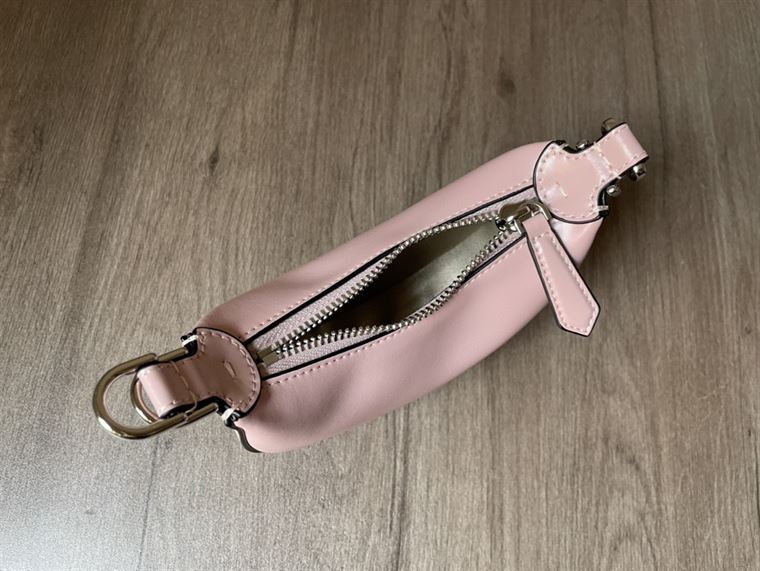 NANO FENDYGRAPHY PURPLE LEATHER CHARM