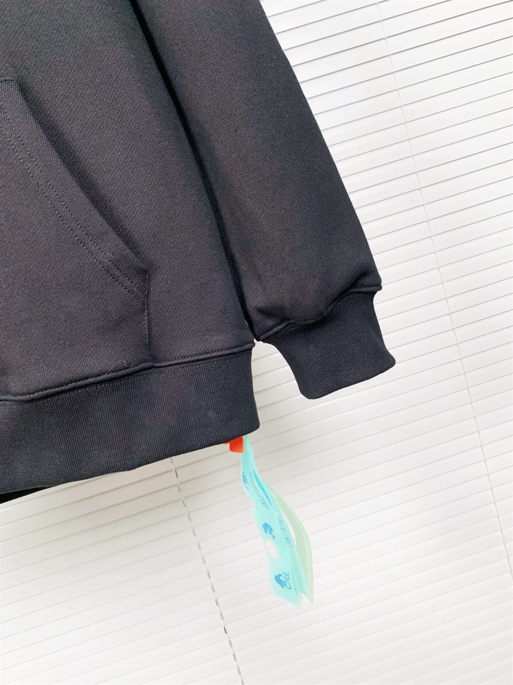 OFF-WHITE COTTON SWEATSHIRT - OS017