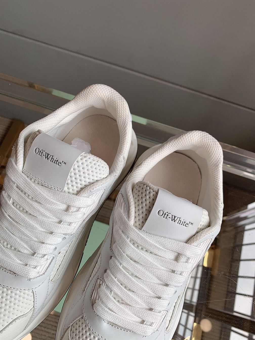 OFF-WHITE KICK OFF SNEAKERS - OFW014