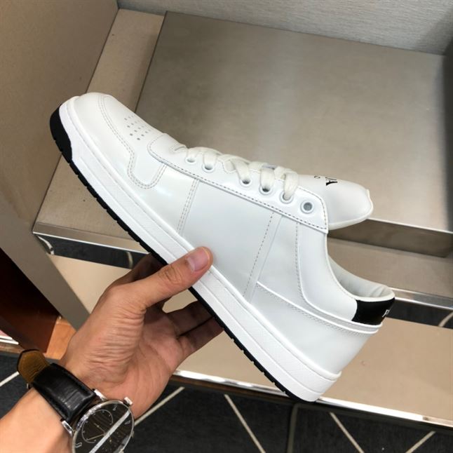 PRADA DOWNTOWN LEATHER SNEAKERS - PRS053