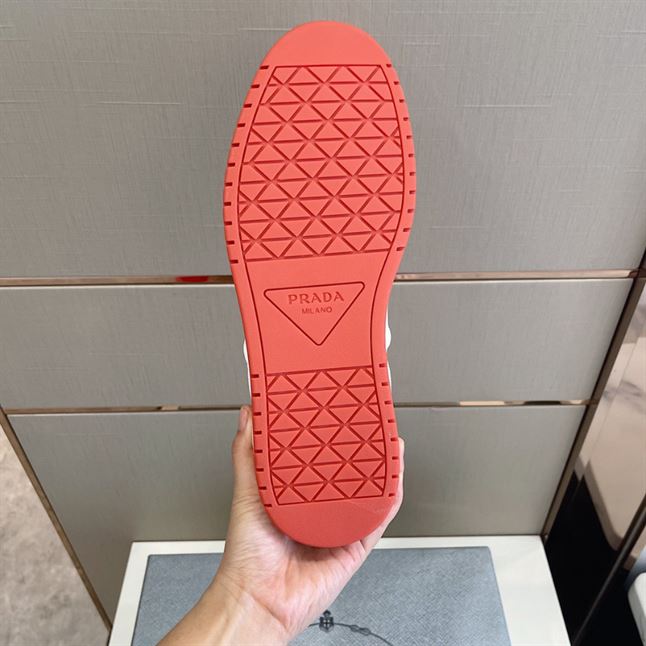 PRADA DOWNTOWN LEATHER SNEAKERS - PRS071