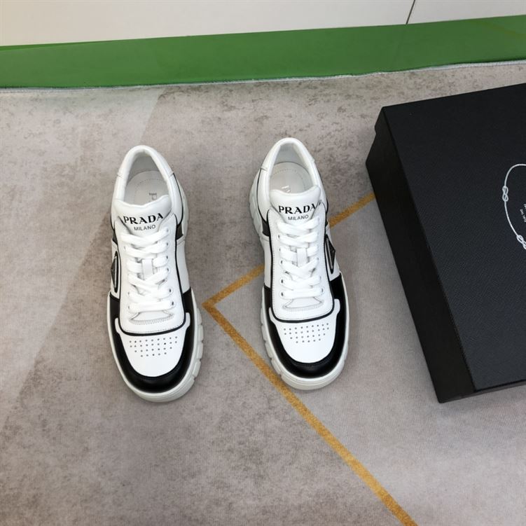 PRADA LEATHER SNEAKERS - PRS016