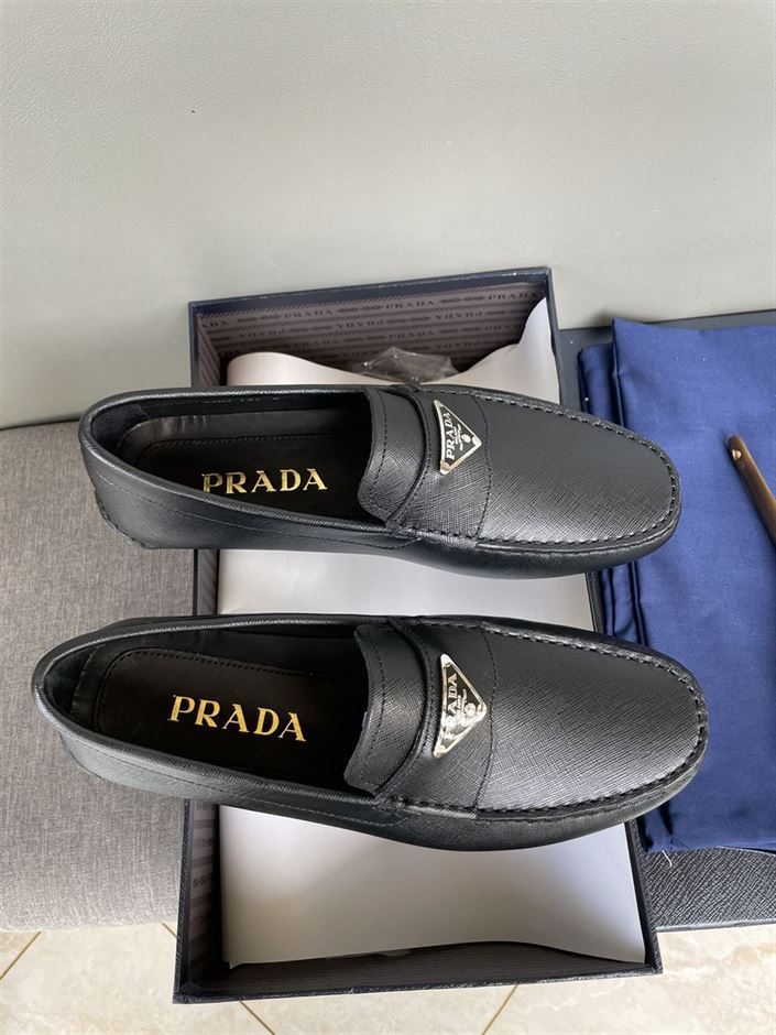 PRADA SAFFIANO LEATHER DRIVER - PRS036