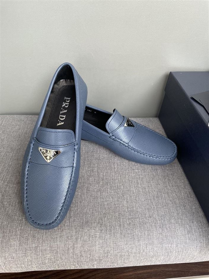 PRADA SAFFIANO LEATHER DRIVER - PRS037