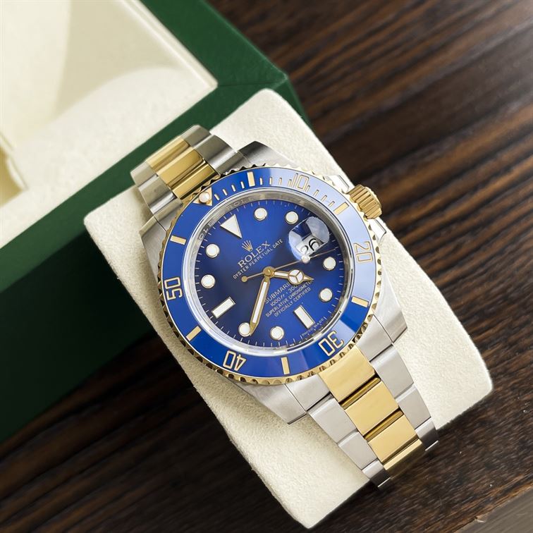 ROLEX SUBMARINER DATE