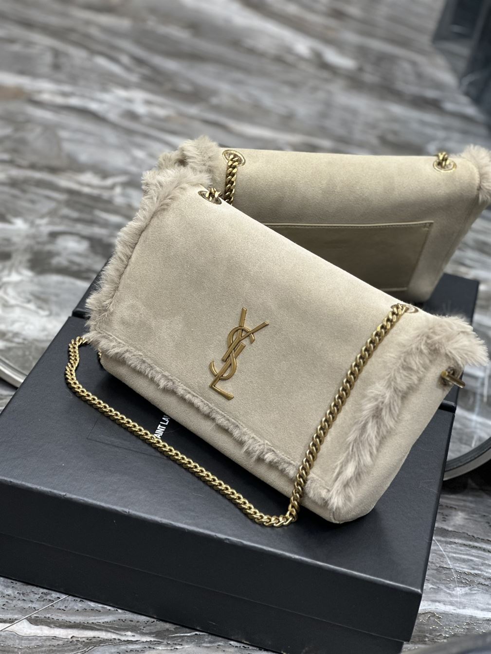 YSL KATE MEDIUM SUPPLE/REVERSIBLE CHAIN BAG
