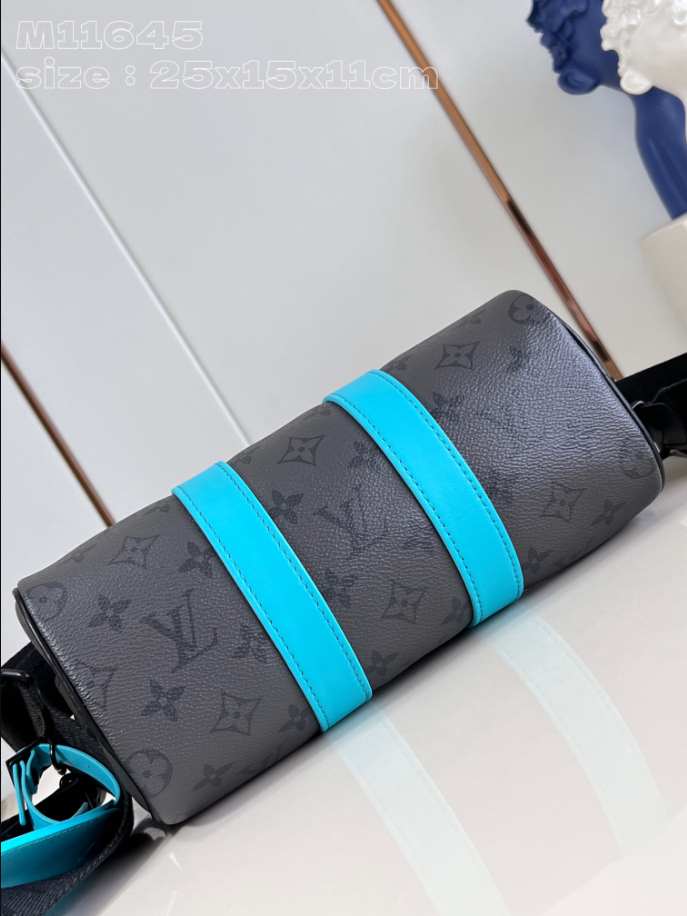 Louis Vuitton Keepall Bandoulière 25 Bag Blue - LW131