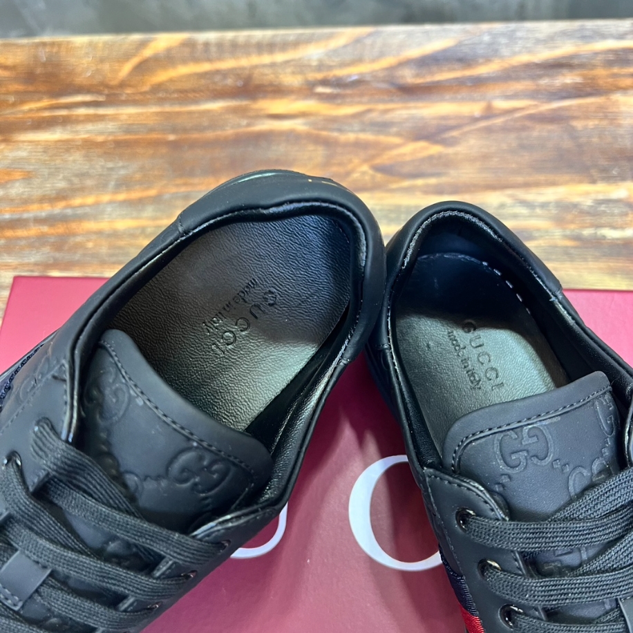 Gucci ACE Black and Red Web Sneaker - GCC170