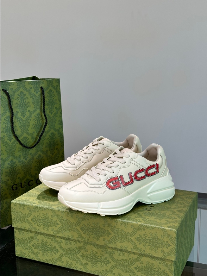 Gucci Ivory Leather Trainers In Neutrals Sneaker - GCC174