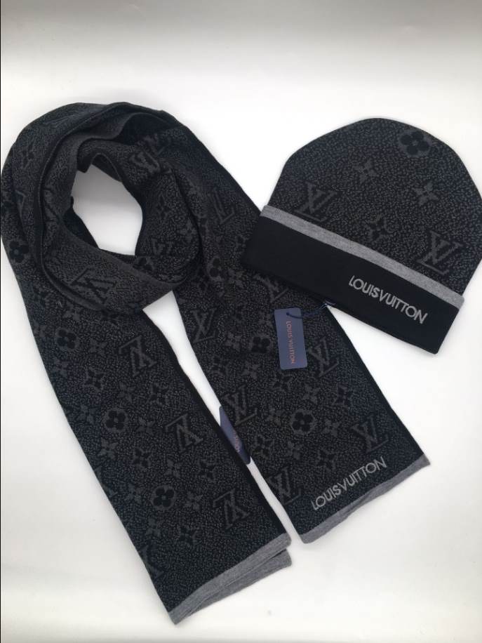 Louis Vuitton Black Beige LV Logo Hats - LVC013