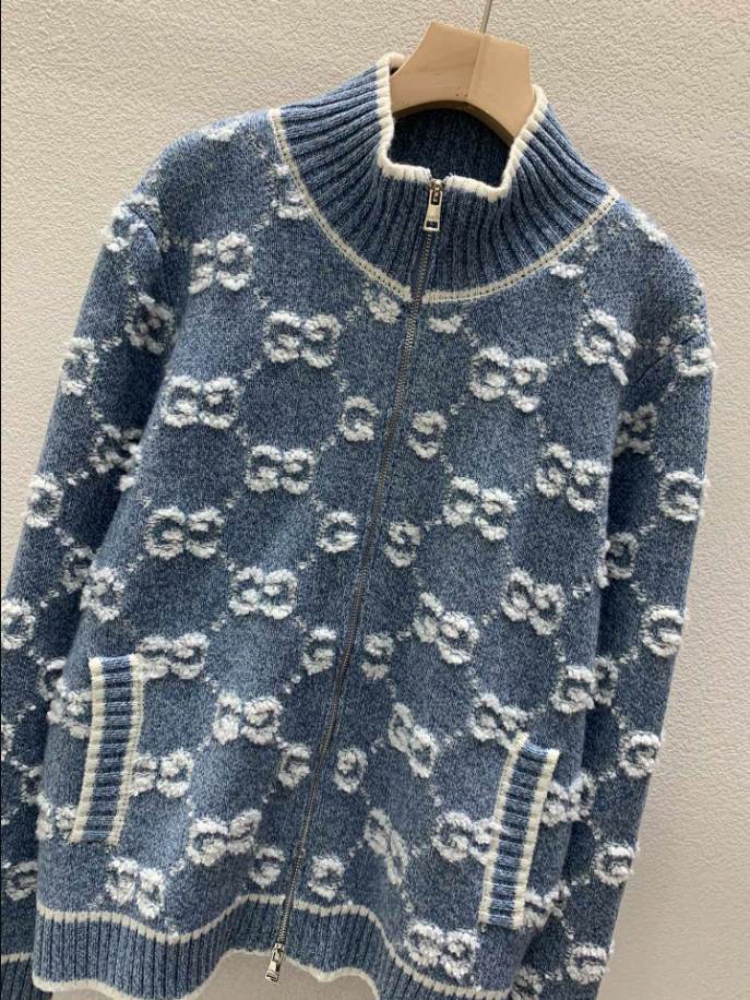 GUCCI Bouclé Stitch Jacquard Blue Knitwear - GCK054