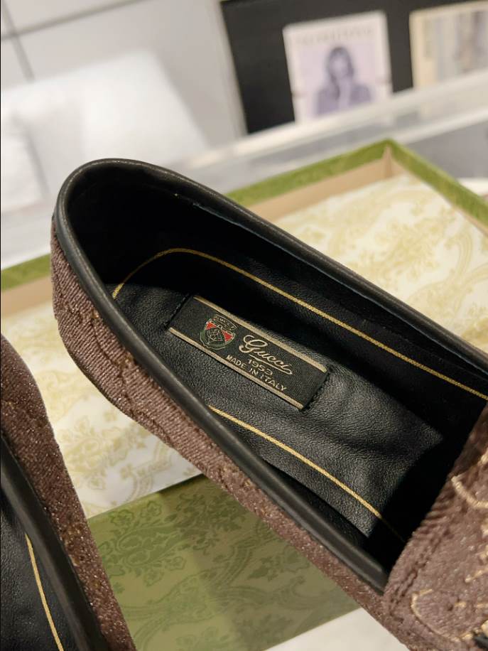 Gucci Horsebit Brown Velvet Loafer - GL060