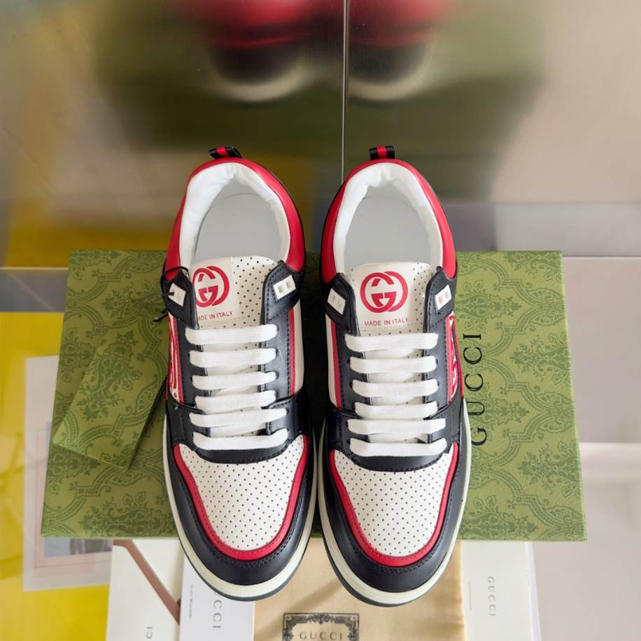 Gucci Unisex Black Red White Sneakers - GCC217