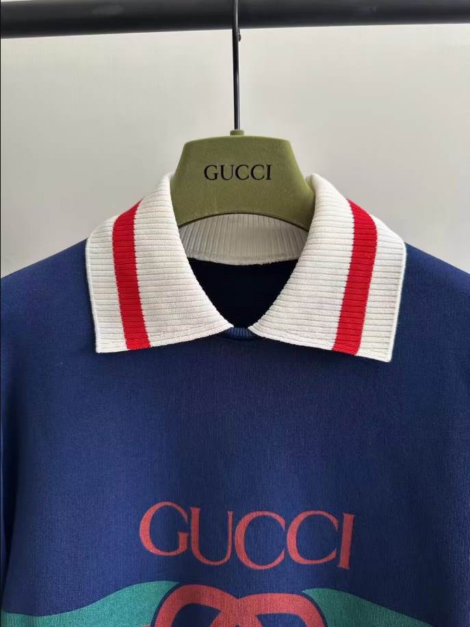Gucci Logo Crew Neck Sweatshirt - GCK063