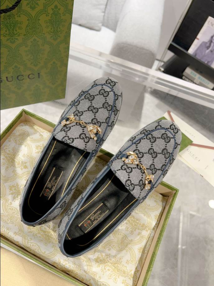 Gucci Jordaan GG Monogram White Black Loafer - GL065
