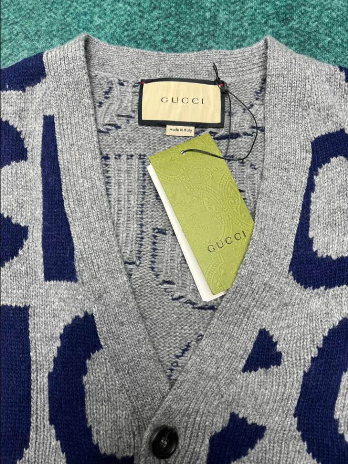 Gucci Grey Wool All-Over Logo Knitwear - GCK062
