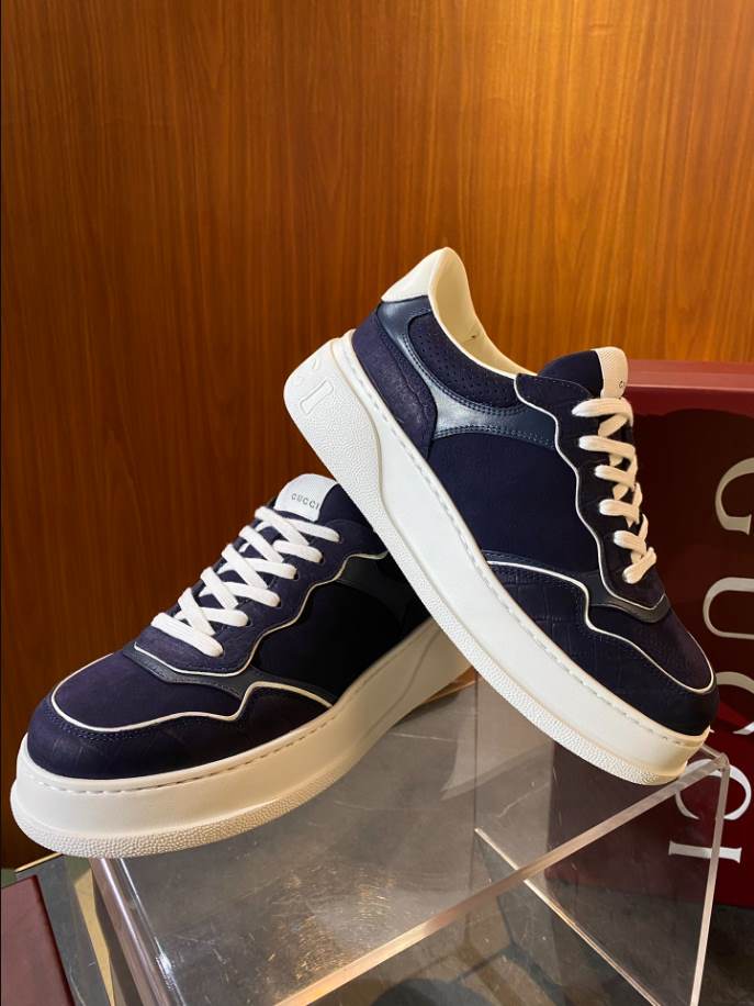 Gucci Lace-up Black White Leather Sneakers - GCC179