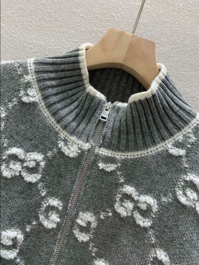 GUCCI Bouclé Stitch Jacquard Knitwear - GCK052