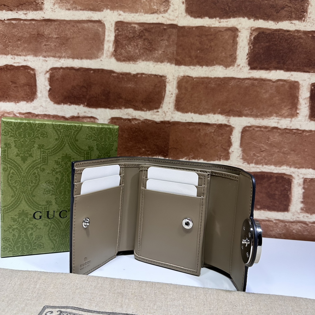 GUCCI GG SUPREME TRIFOLD WALLET CANVAS - WLG017 GUCCI GG SUPREME TRIFOLD WALLET CANVAS