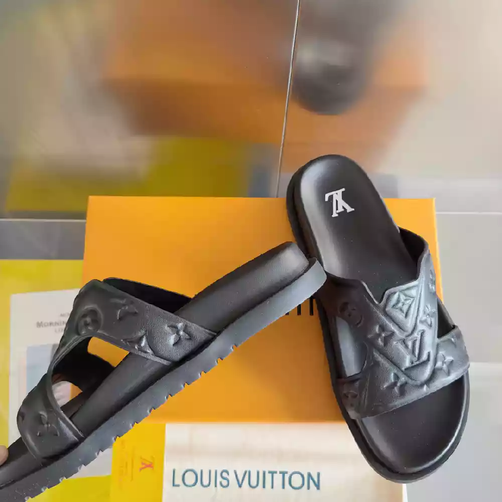 LV OASIS MULE EMBOSSED MONOGRAM BROWN - LVSD060 LV OASIS MULE EMBOSSED MONOGRAM BROWN